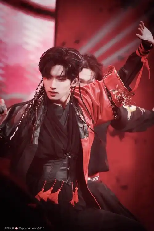 十万里挑一小狐仙高能rap担严浩翔全开麦表演刀马旦巴比伦