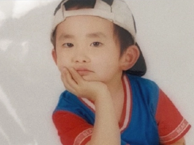 有种可爱叫做易烊千玺的童年照每张都能当成头像不想他长大