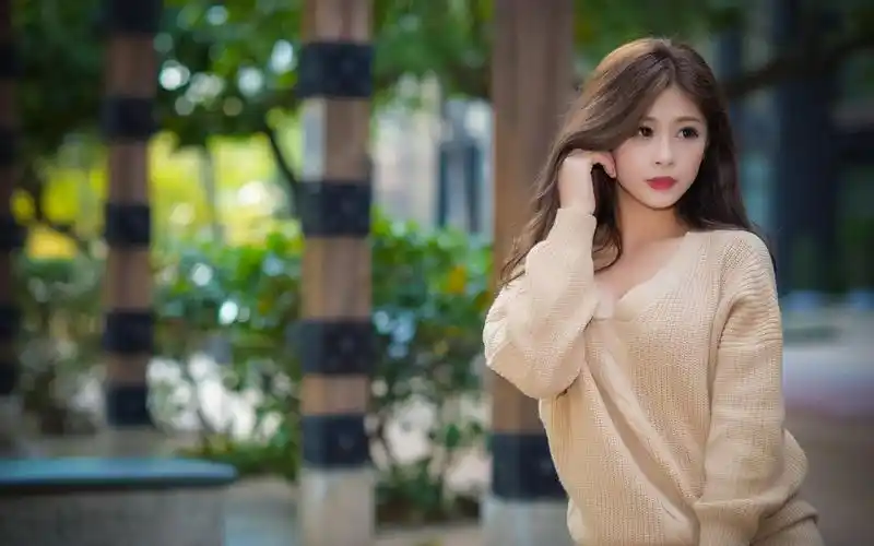 性感美女美腿高清桌面壁纸高清大图预览1680x1050_美女壁纸下载_美桌