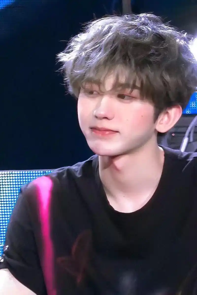 蔡徐坤 呆呆小猪 超级可爱#可爱 - 抖音