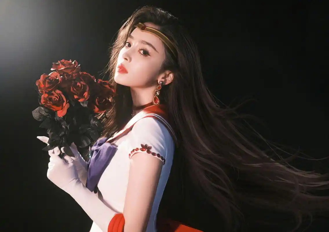 古力娜扎最新物料,美少女战士造型,美出天际.