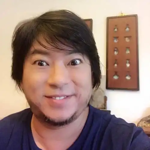 高晓松再晒自拍照 当洗剪吹遇上焗染烫