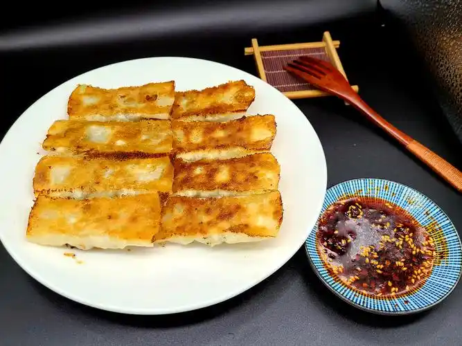 锅贴的做法步骤_手机搜狐网