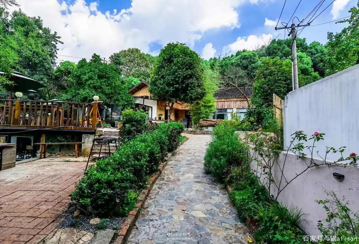 长沙周边木质小院民宿漫境云栖