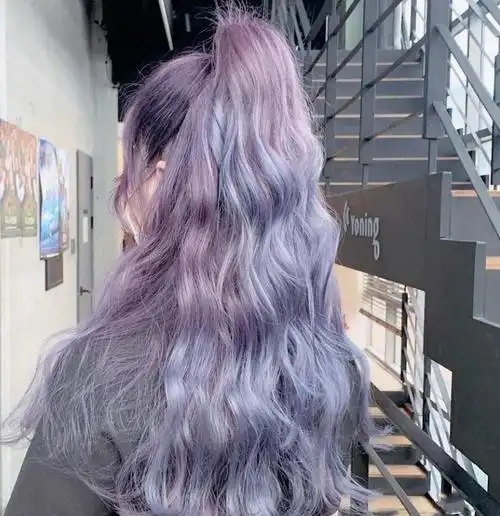 2021年一定要尝试的几款潮色显白高级又有气质黄皮也能驾驭