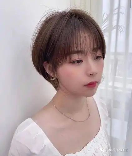2021最适合秋冬季的挂耳短发