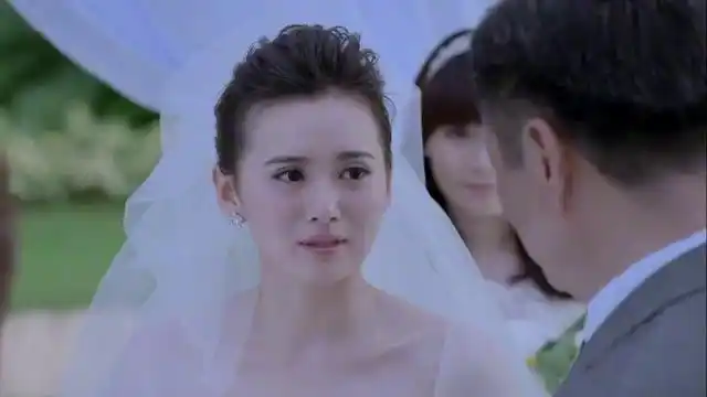 爱闪亮:公公把儿媳当亲生女儿,亲手将她交给新郎,结局幸福美满