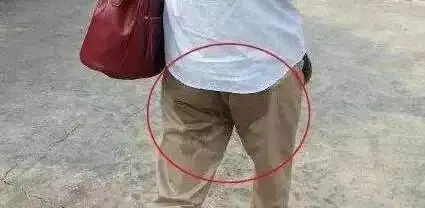 但穿长裤在高温下行走真的太折磨了又热又不透气,腿毛都要热化了!