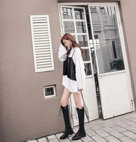 2019马丁靴女夏英伦风女粗跟军靴圆头系带长筒靴冬季女鞋