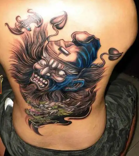 满背凶悍的钟馗头像纹身找图案