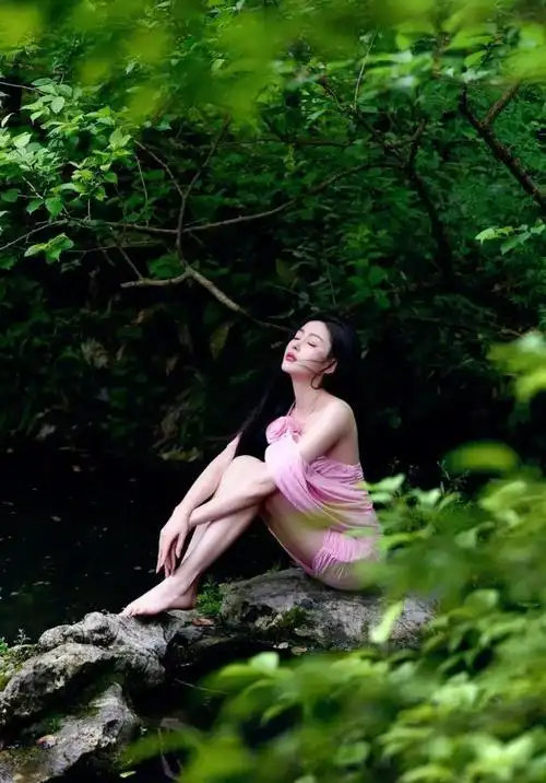 张天爱最新物料,美艳动人,尽在眼前!