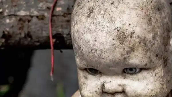 墨西哥娃娃岛娃娃恐怖神秘溺死女孩鬼魂百年不散视频