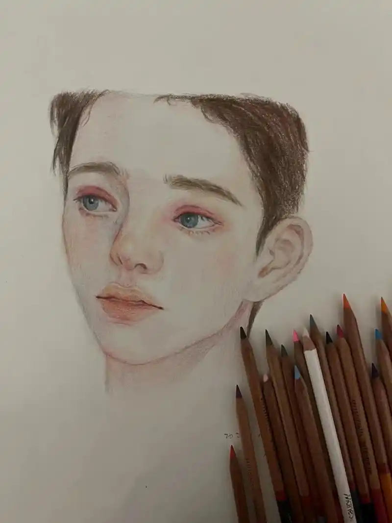 图文扶持计划入口 #彩铅人像#绘画过程 第一幅彩铅尝试 - 抖音