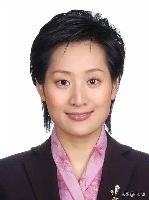 东方卫视知名主播何婕:丈夫是林海,曾陷入离婚谣言,现状如何-片瓦不留