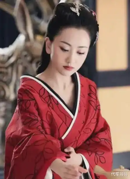 最懒女星杨蓉演员只是兼职颁奖基本不去如今过得怎样