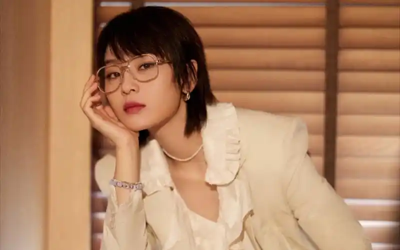 这些年,我们一起追过的憨憨-周笔畅