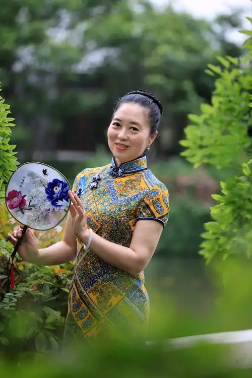 读书使人高贵,旗袍使人优雅! - 美篇