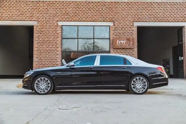 艾尔跑车俱乐部迈巴赫s500