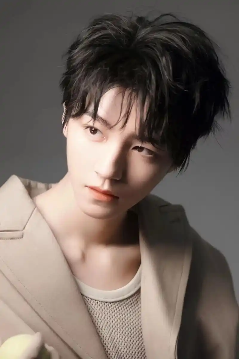 omg 凯汁这张脸怎么纳么贵气#王俊凯让人心动的n个瞬间 # - 抖音