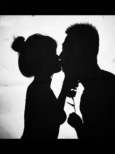 军恋见面一定要拍情侣影子照吖附教程