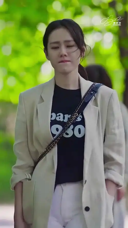 气质西装穿搭 #孙艺珍