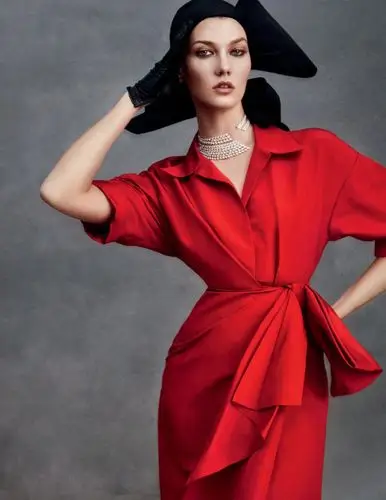 vogue西班牙杂志2019年12月封面故事社论-服装资讯-订订单