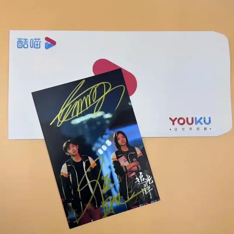 【追光的日子】王源 任敏签名照#王源#任敏#追光的日子 - 抖音