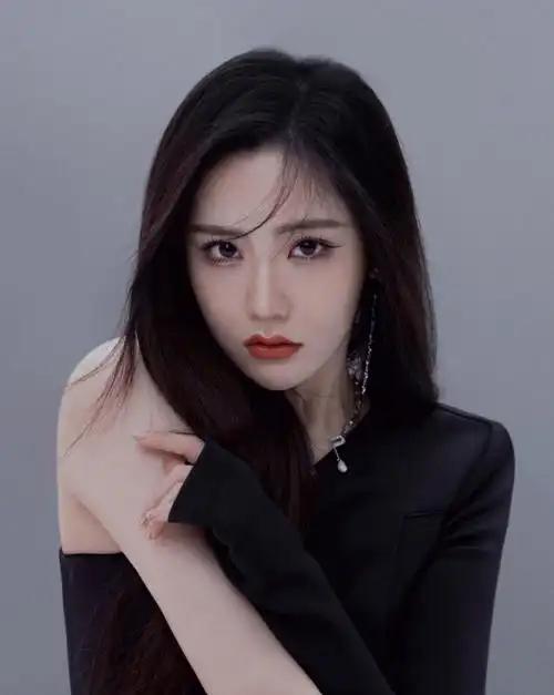 硬糖少女303王艺瑾78mg名工