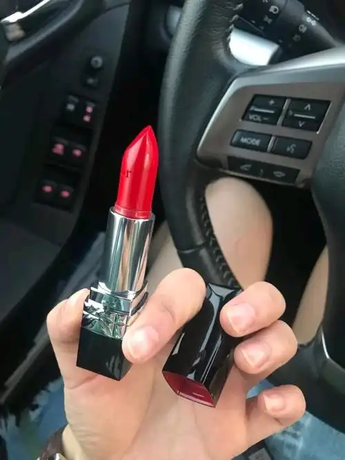 迪奥口红怎么样好用吗 2022年第一支口红礼物_什么值得买