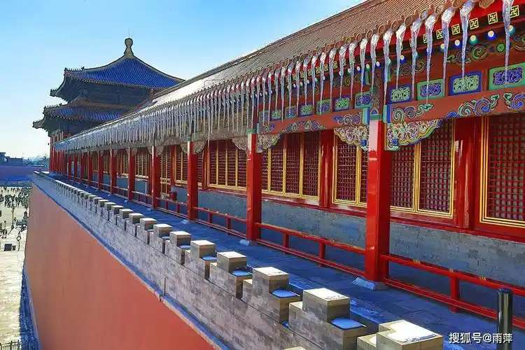 冬日游北京,必去故宫,雪后更加庄重华美_午门_保和殿_建筑