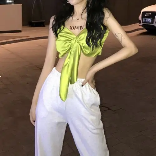 现货实价实拍泫雅同款绿色蝴蝶结吊带性感小心机小背心女裹胸上衣