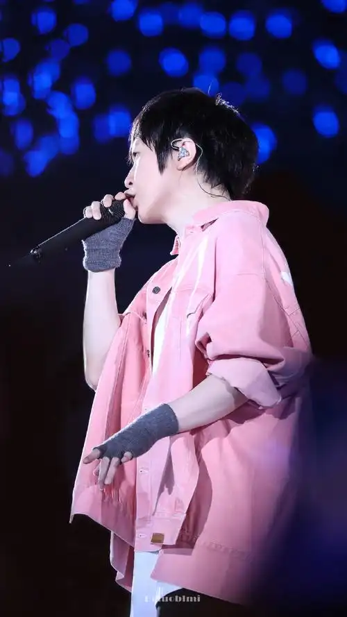 阿信超话向神明许愿,在心里种花.