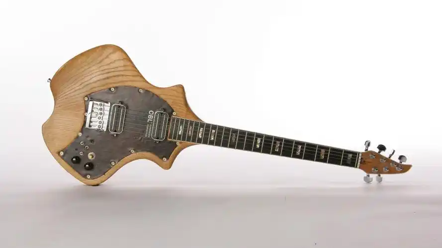 吉他,乐器,简约,唯美,意境,摄影,静物写真失真的吉他 壁纸图片