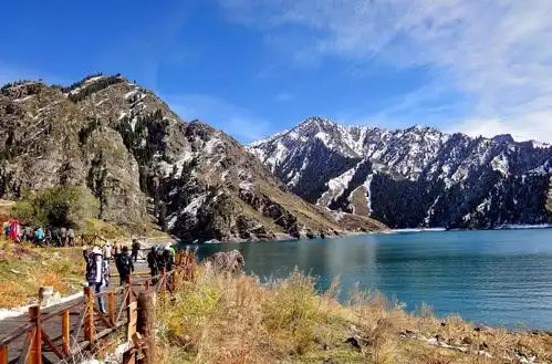 天山天池一个美丽而神秘的地方!_高清图集_新浪网