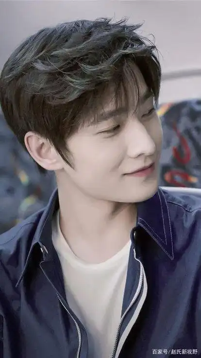 帅气的杨洋已在线,你们准备好了吗?