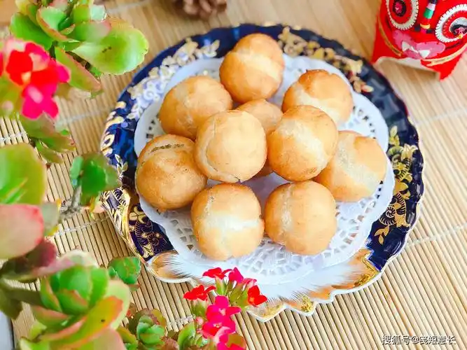 炸元宵时千万别直接下锅热油四溅很危险多加这一步金黄酥脆