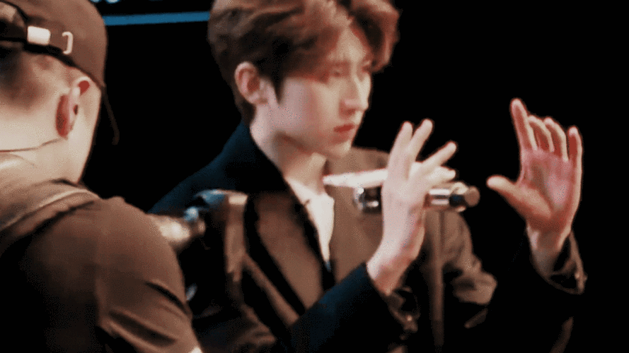 蔡徐坤你太认真了