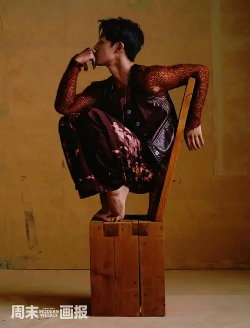 恕我直言,尹昉就是男版纯欲风(褒义)的最佳典范.