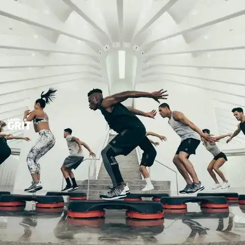 "多人运动"的蹦床,原来还可以边玩边瘦!