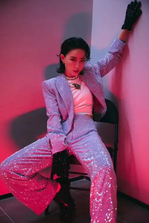 李斯丹妮330广州演唱会##李斯丹妮日常彩蛋掉落