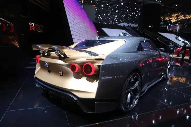 日产gtr50周年纪念版缔造新一代超跑传奇日内瓦车展实拍