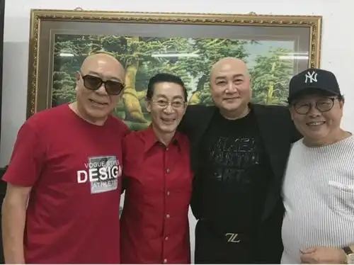 98版《西游》师徒四人再同框,六小龄童又瘦了,"唐僧"变化大