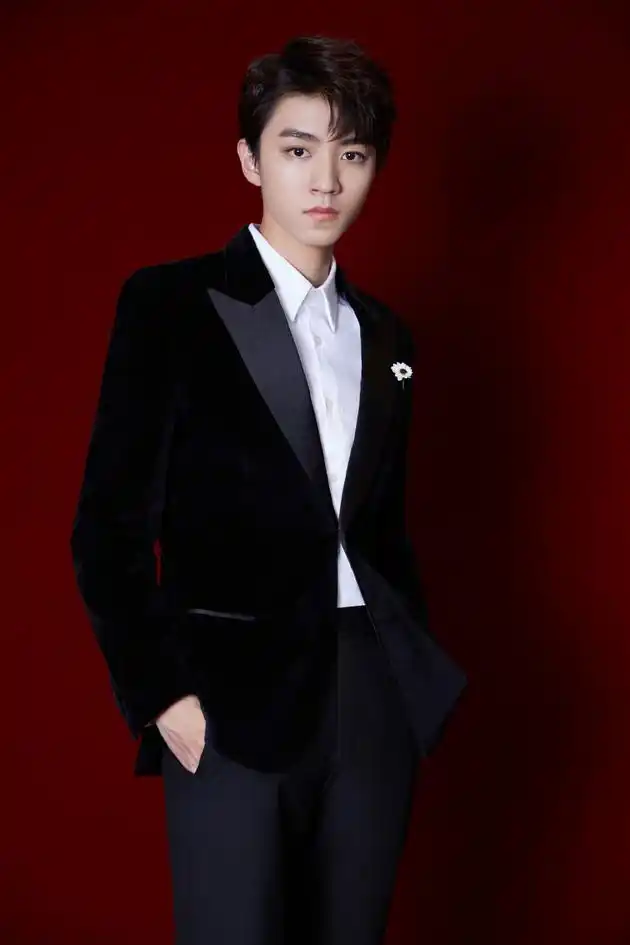 王俊凯肖像被品牌擅自使用 工作室澄清无商业合作