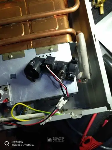 拆一台万和11et15热水器