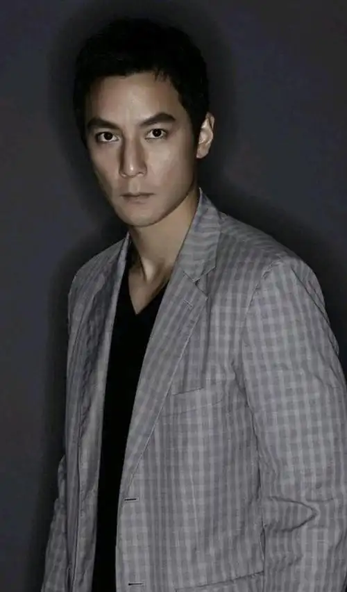 这篇文章讲述的是10位上个世纪的男演员中,最被公认的拥有超高颜值的