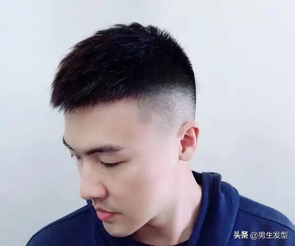 男士瓜子头发型图片(男生) - 赤虎壹号