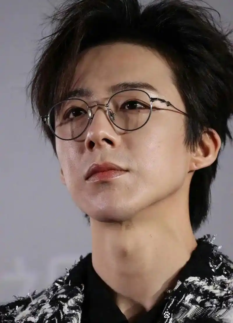 刘宇宁的生图真是帅得不要不要的