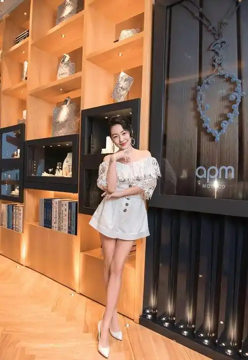 看脸气场一米八实际身高矮冬瓜娱乐圈女星的脸太会骗人