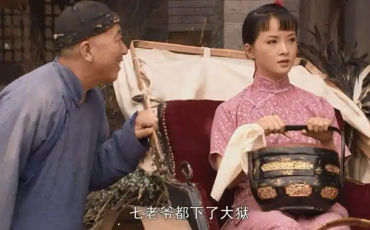 香秀的扮演者(同样是演《大宅门》的香秀,把江珊和谢兰对比一下,差距