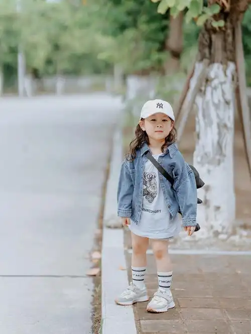 只要穿得对,谁都可以拥有大长腿#宝宝穿搭  #每日穿搭  #小个子女生穿